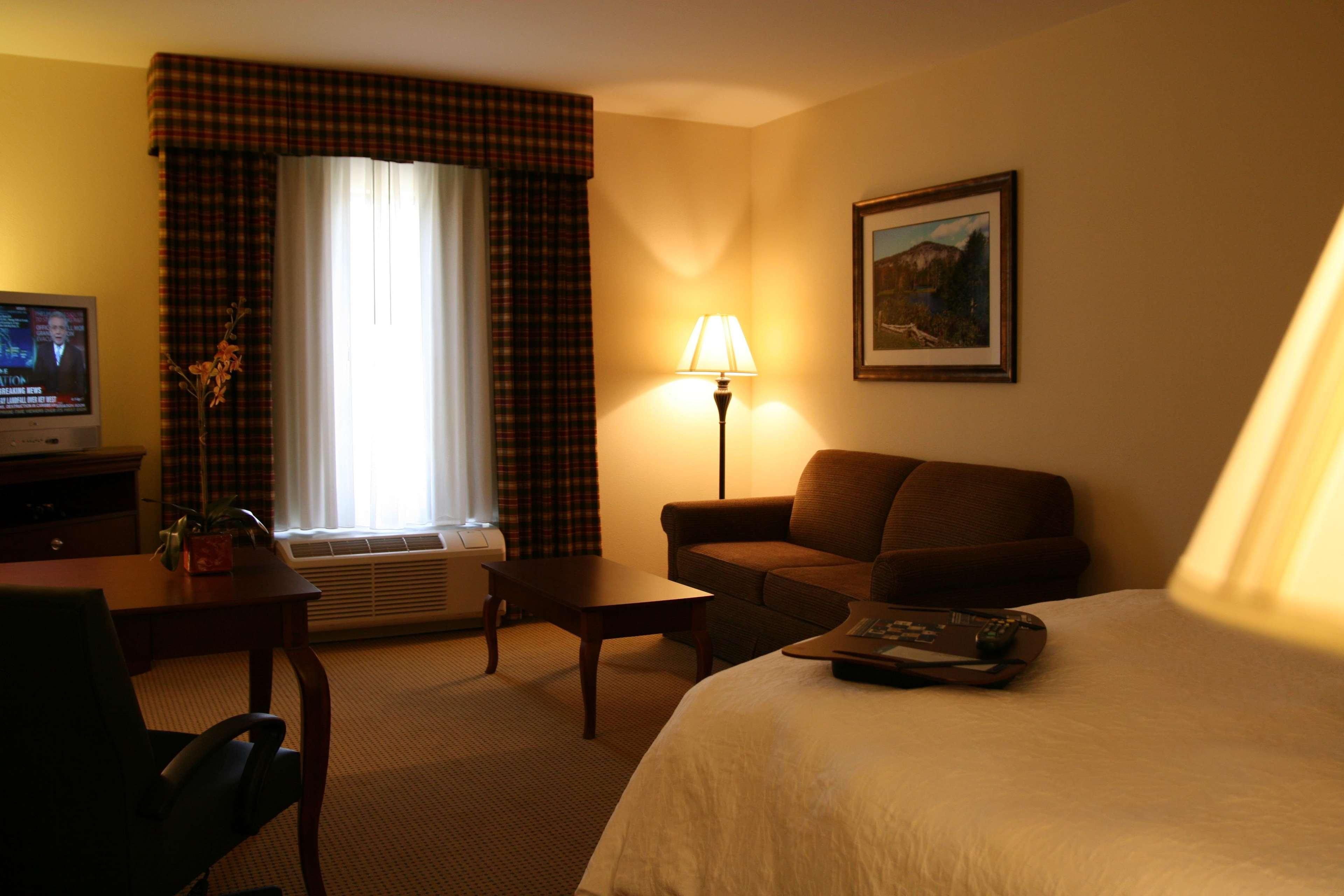 Hampton Inn & Suites Dobson Rum bild