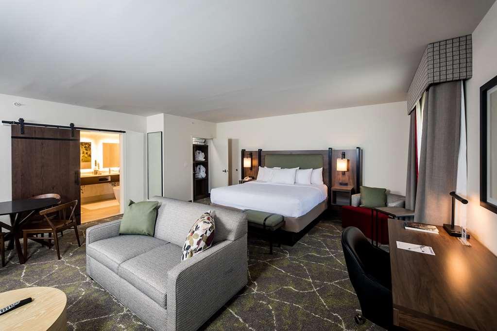 Hampton Inn & Suites Dobson Rum bild